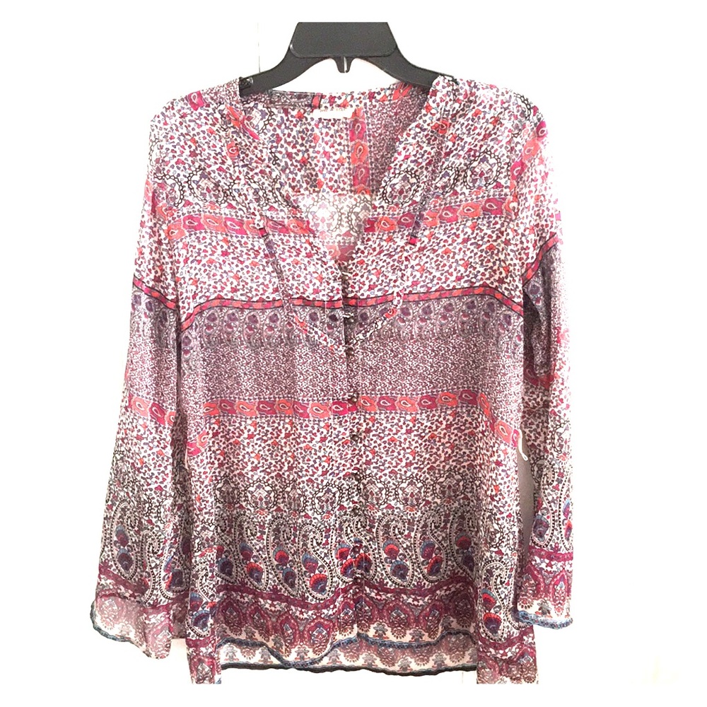 Super light long sleeve button top